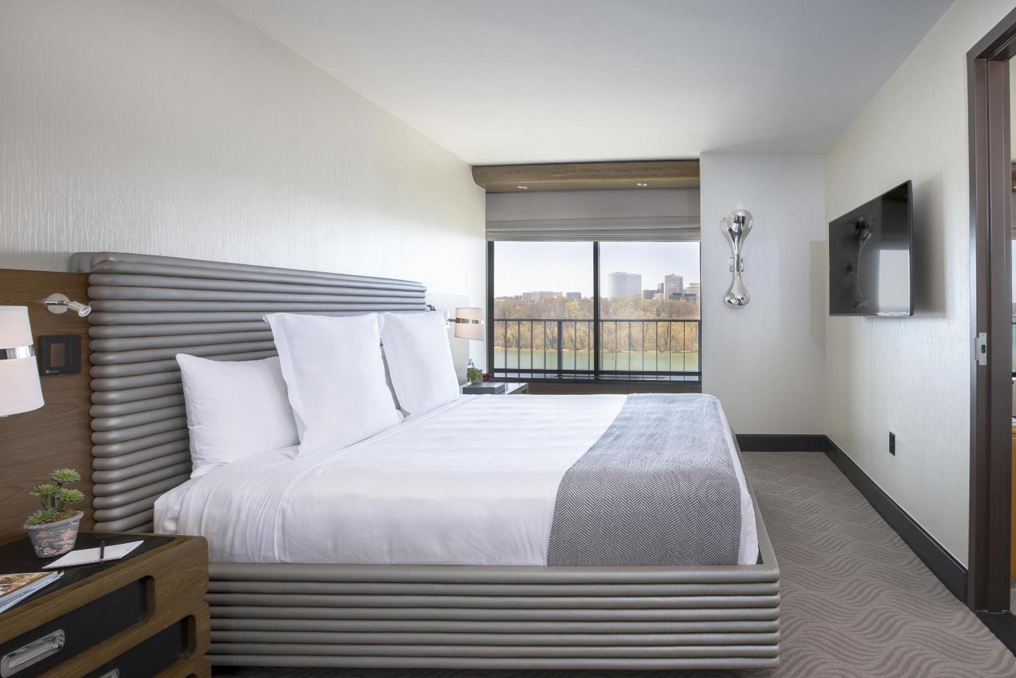 The Watergate Georgetown Hotel